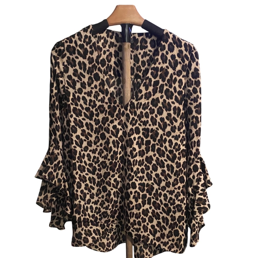Vince Camuto Leopard Print V-Neck Ruffle Bell Sleeve‎ Blouse Brown Tan Mens M